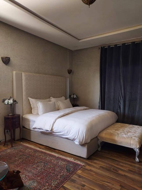 dar Jellouna Zaraba, Oulad Akkou