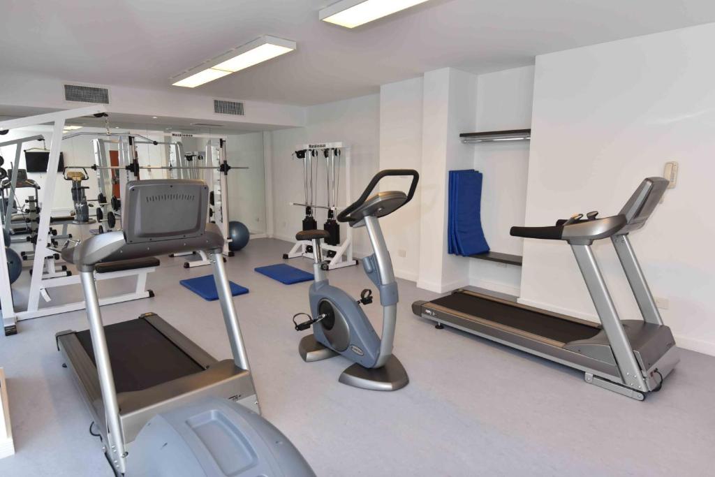ARC Arenales Studios & Suites photo