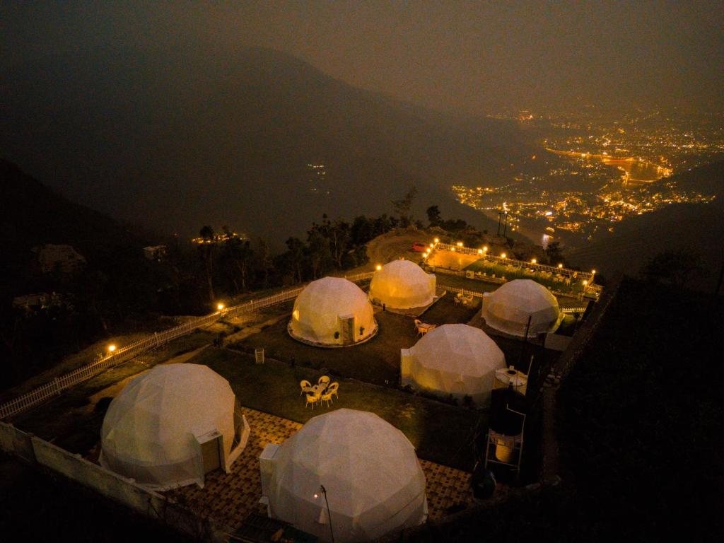 Navira Hills Domes Rishikesh, Shivpuri