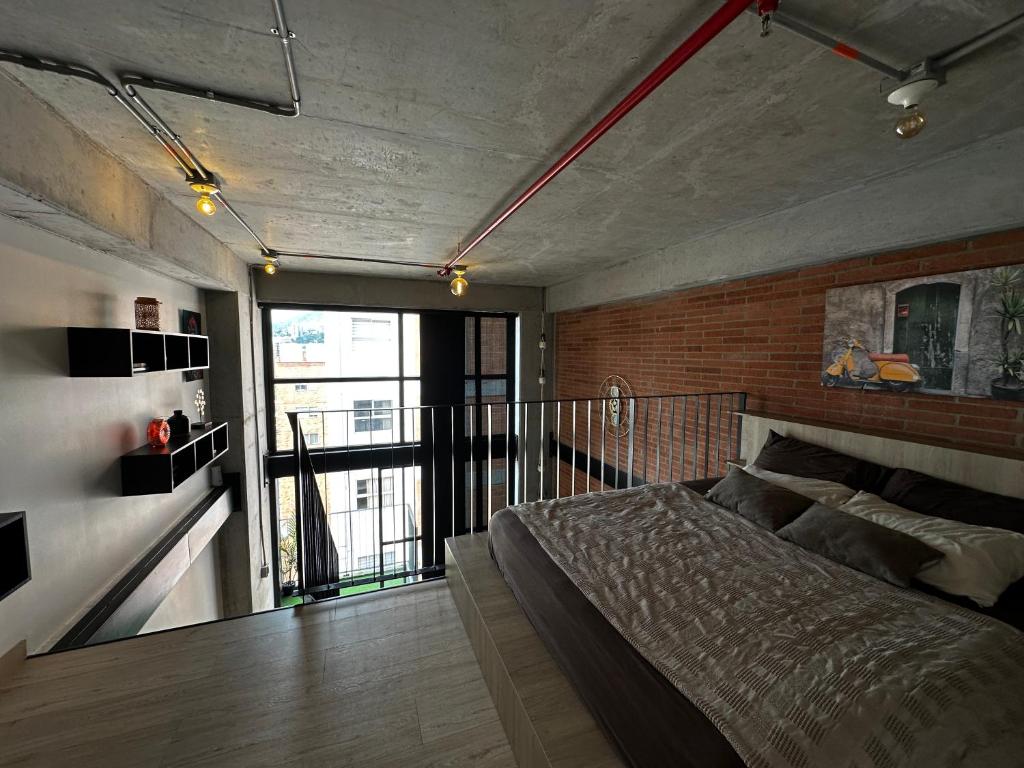 Central Medellin Modern Loft - Balcony and Transit - 2