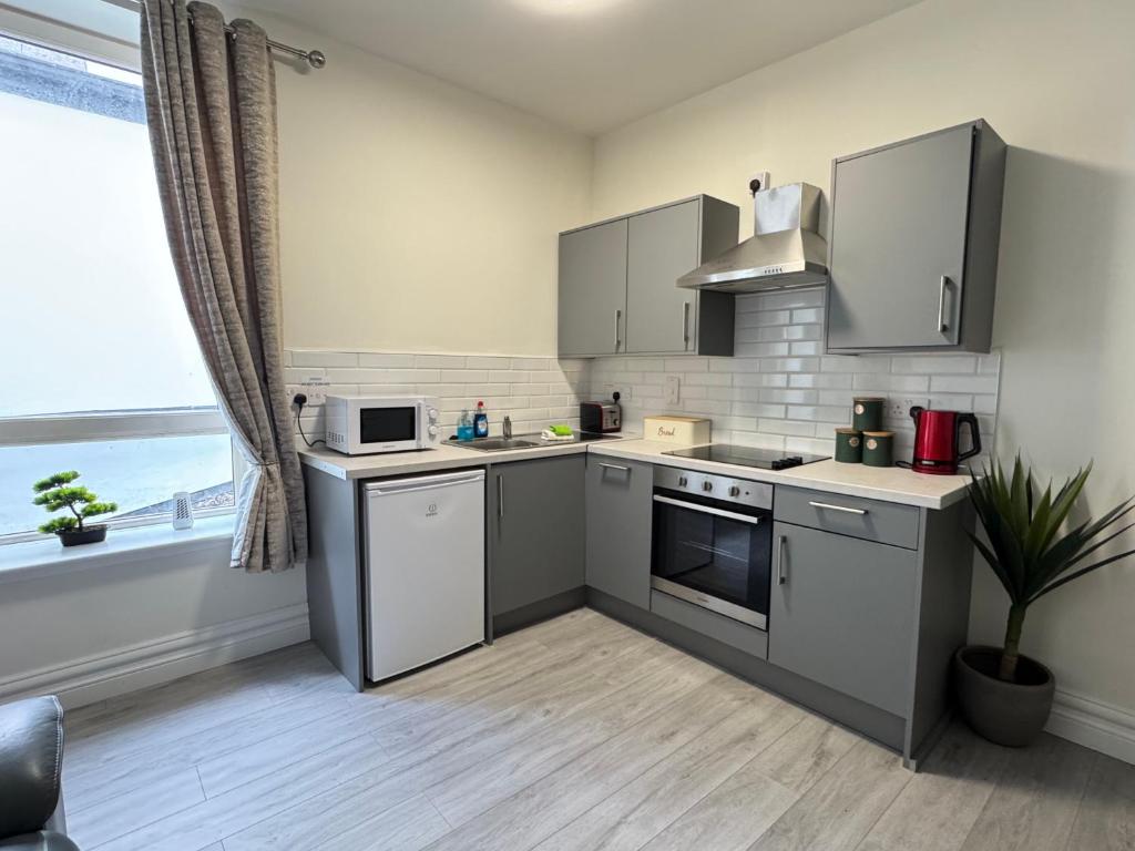 Unit 1 Island View Apartments - Town Centre Walk To Everything, Cobh