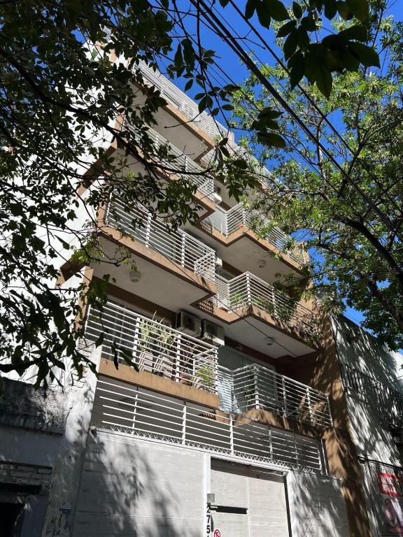 Bright apartment, excellent location - 4