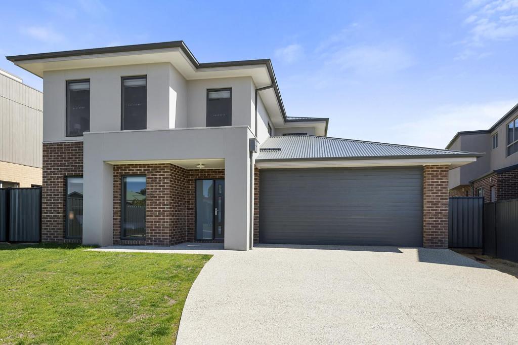 SUNRISE ON APOLLO, Apollo Bay