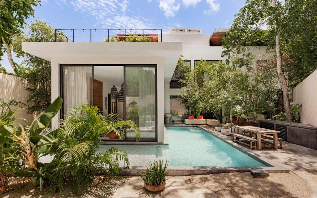 Casa Manati Modern Mansion with pool - 1