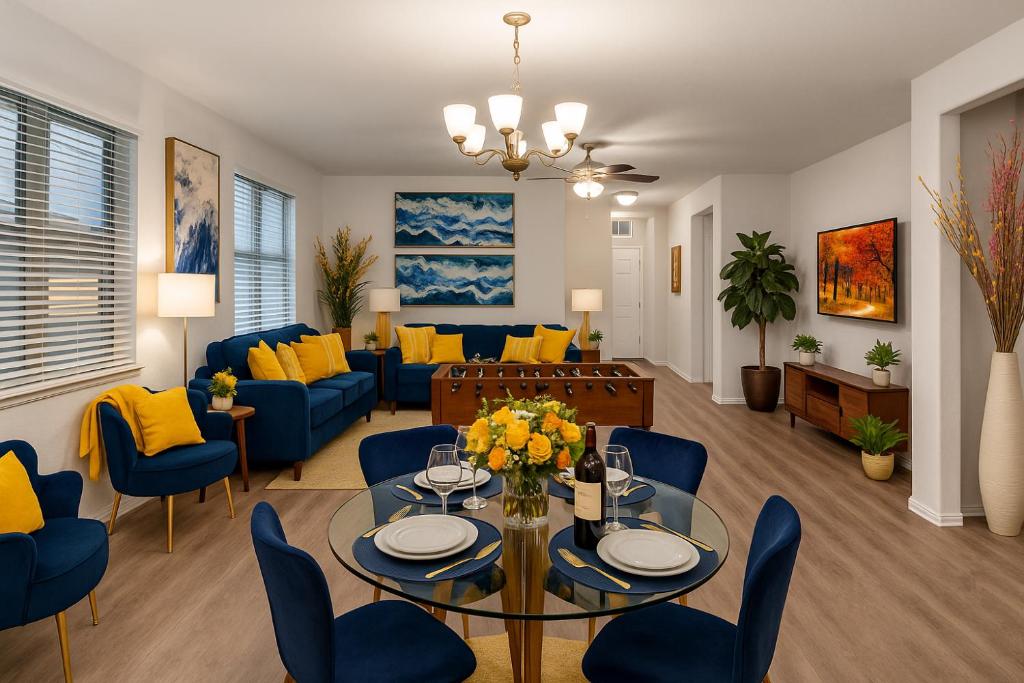 Homify360 - The Escape One Level Home Long Stay, Krugerville