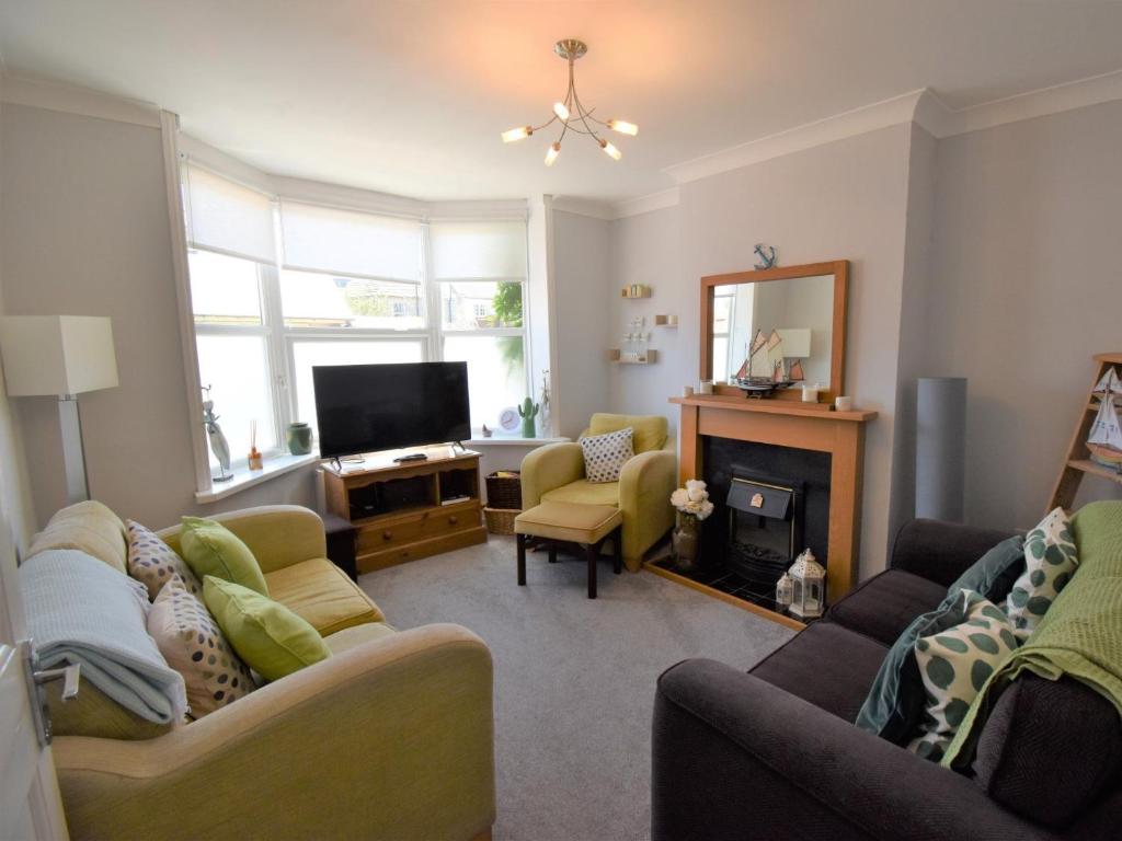 4 Bed in Swanage 82172, Swanage