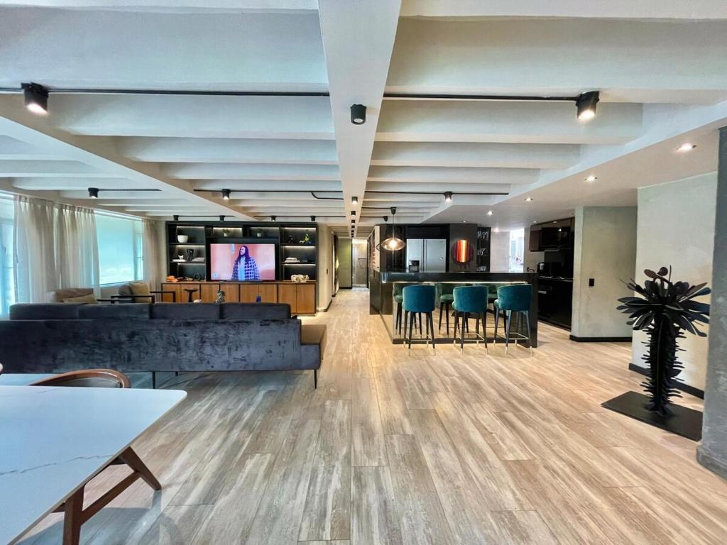 Luminous Loft Corferias I Gym & Coworking - 3
