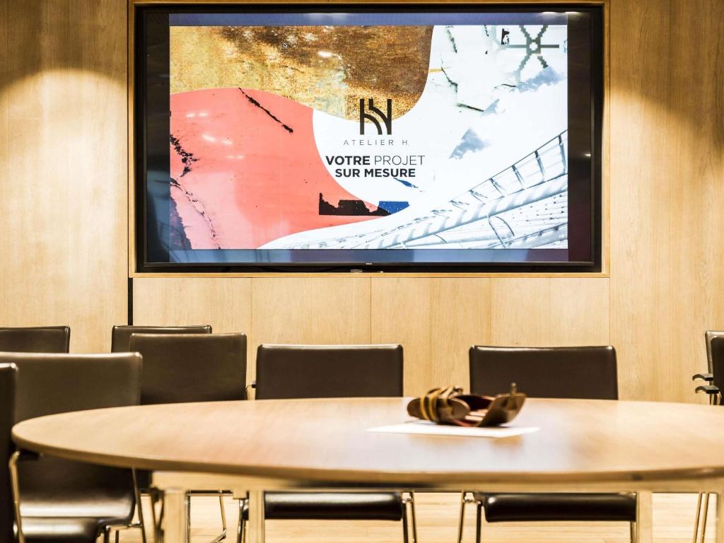 غرفة الاجتماعات/الاحتفالات