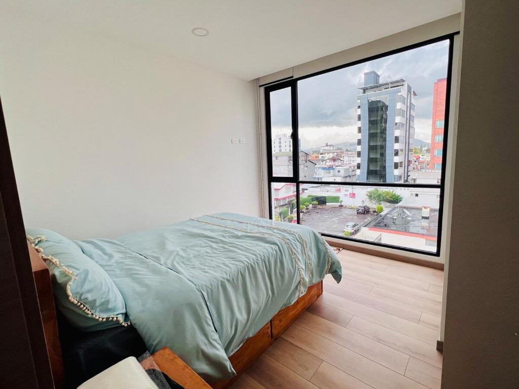 Victoria Luxe Retreat Downtown Sauna BBQ - 5