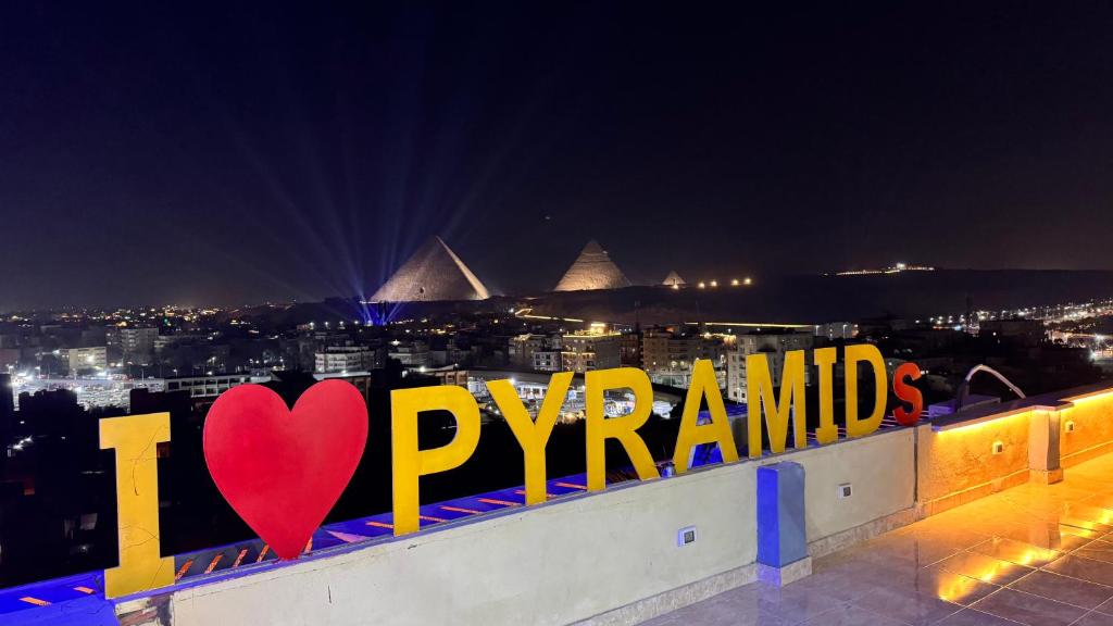 RAFiF Pyramids View Hotel, Káhira