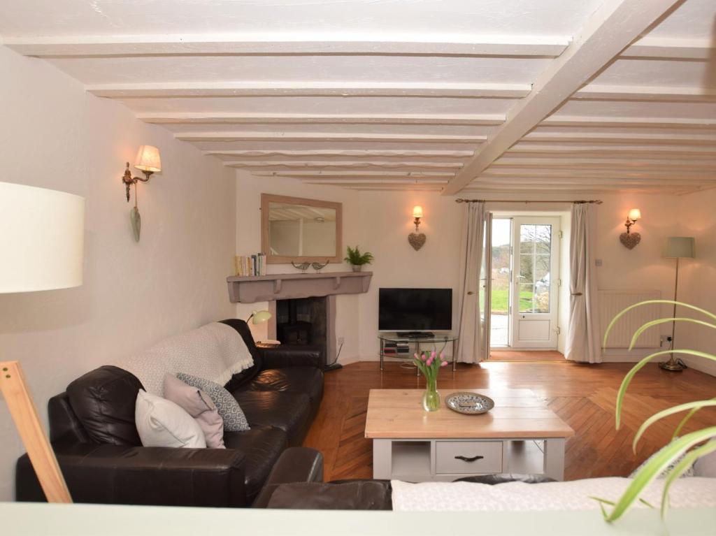 3 Bed in Conwy TYGOS, Llangelynin