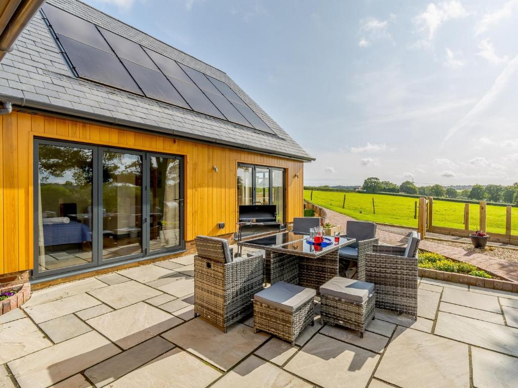 4 bed in Bodle Street Green 91157, Warbleton