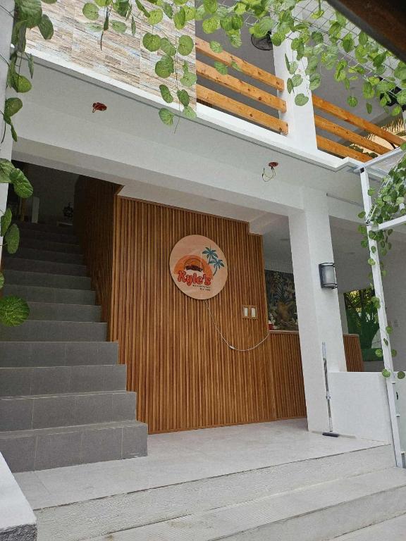 Kyle's Bed and Breakfast DMall Boracay 5