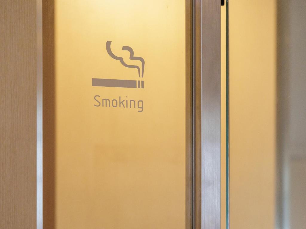 Shared lounge/TV area