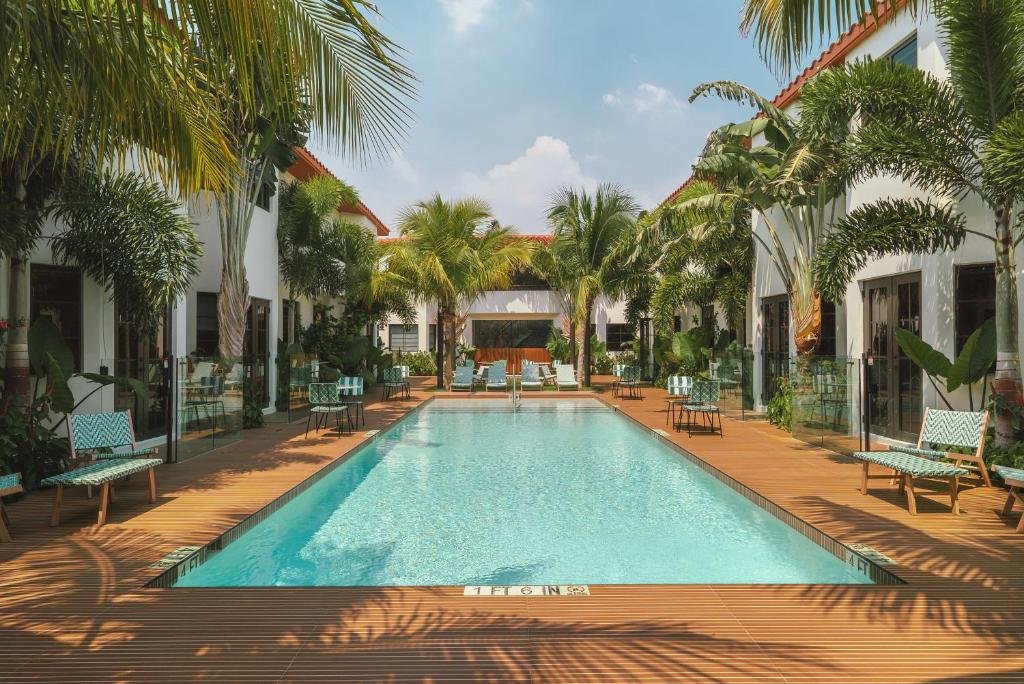 Maison Felix, Miami Beach