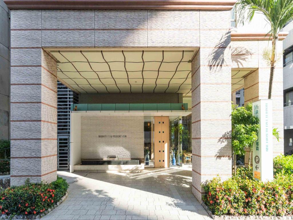 Entrance, Nishitetsu Resort Inn Naha in Okinawa Main island