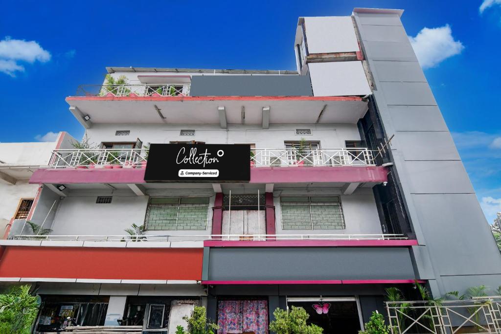 Super Collection O NIT More Adityapur Formerly Hotel Subheksha, Džamšédpur