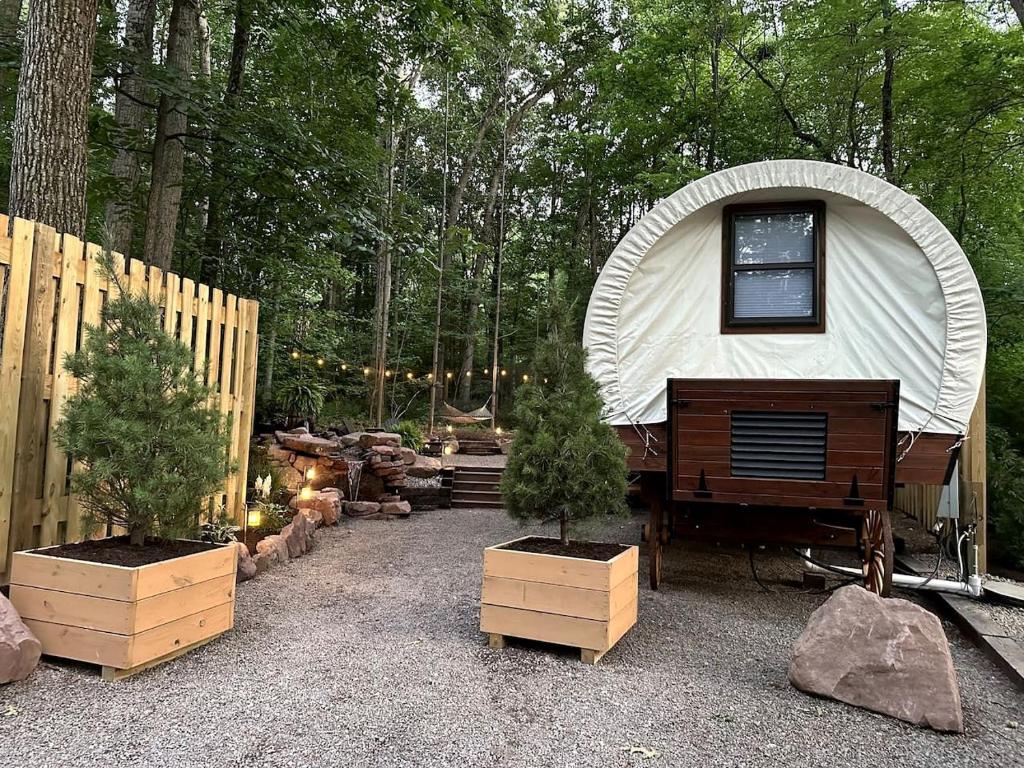 Elegant, Vintage Conestoga Covered Wagon Getaway in Denver, Pennsylvania, Denver