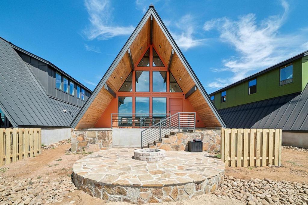 Three Stylish A-Frames Perfect for a Group Escape in Texas, Fourth Crossing