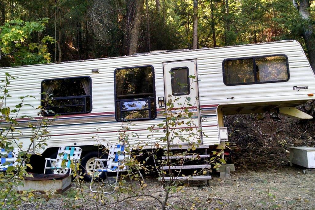 Rustic Caravan Getaway on a Creek in the Klamath National Forest of California, Klamath River
