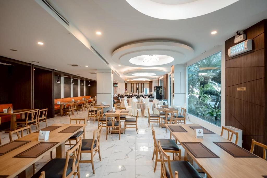Avada Hotel hotel in Trat Thailand rooms location facilities photo 2
