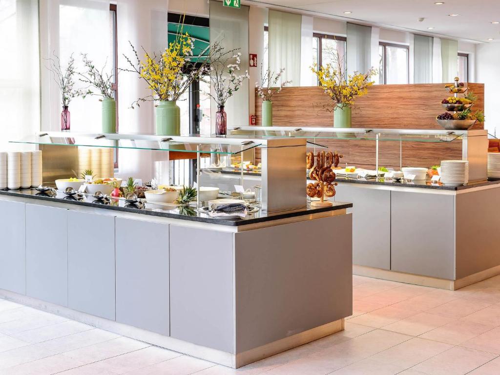 メルキュール ホテル ミュンヘン ズュート メッセ (Mercure Hotel Munchen Sud Messe) レストラン