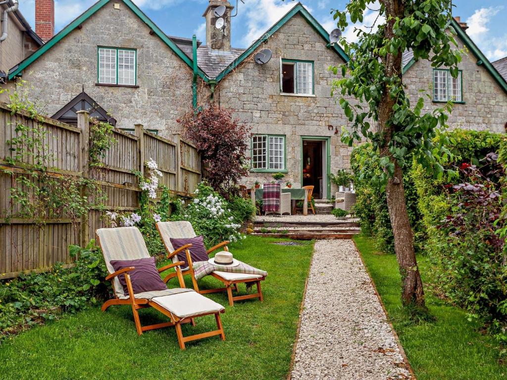 3 Bed in Shaftesbury 92395, Melbury Abbas