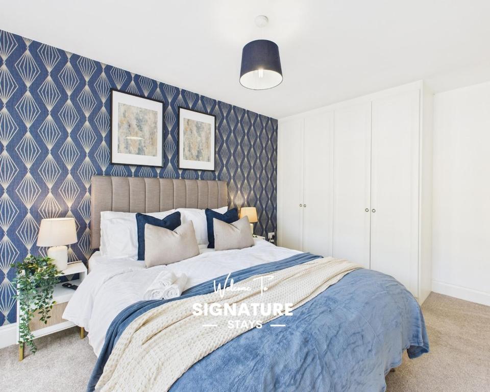 New No1 Saxon Way by Signature Stays, Upton Warren