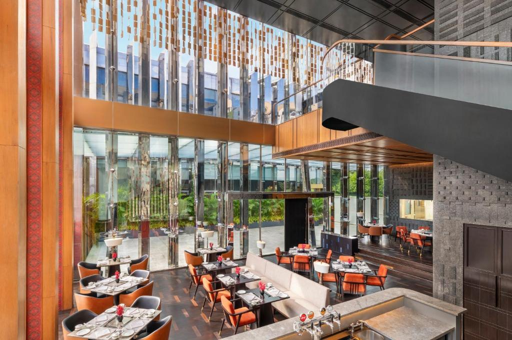 Restaurant, The Oberoi, Gurgaon in Gurugram
