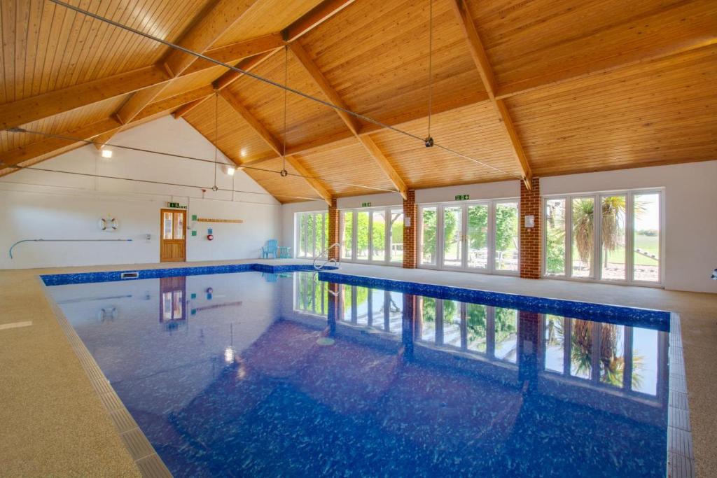 The Antingham, Roughton