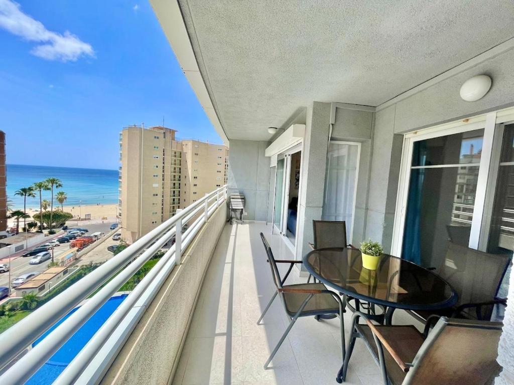 Amplio y bonito apartamento con 2 dormitorios a pocos metros de la playa en Calpe, Мадрид
