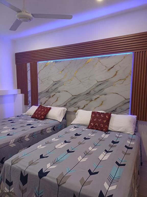 Casa Blanca Suites - 3