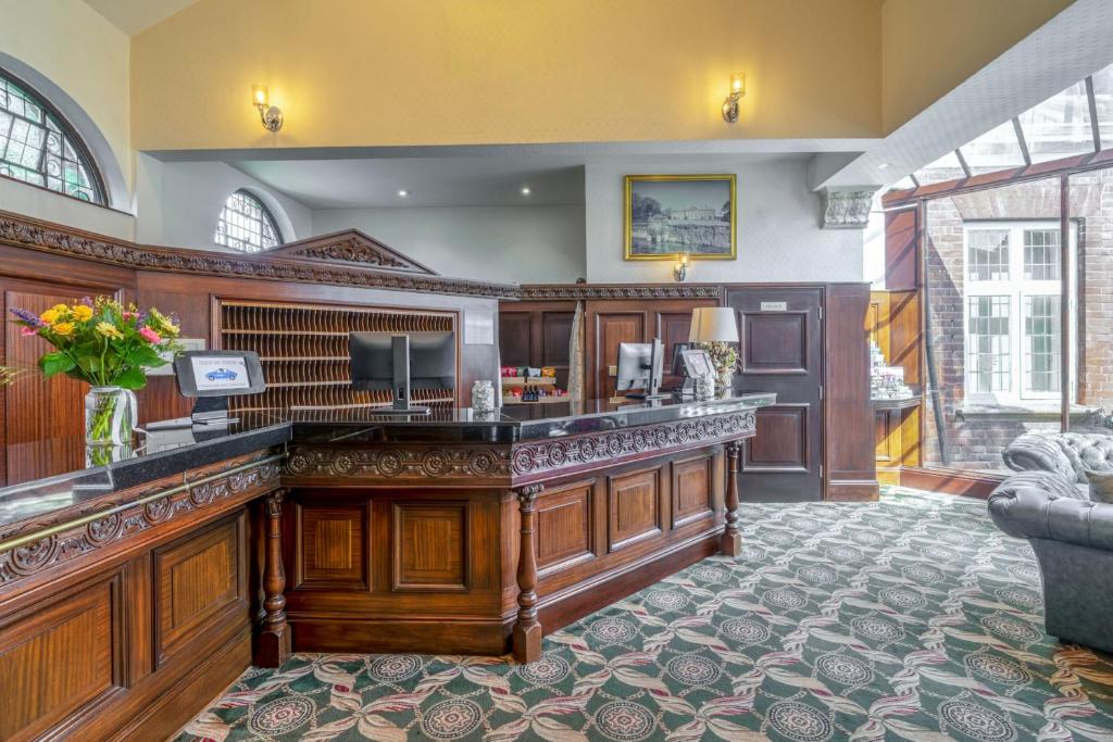 Bosworth Hall Hotel & Spa photo 7