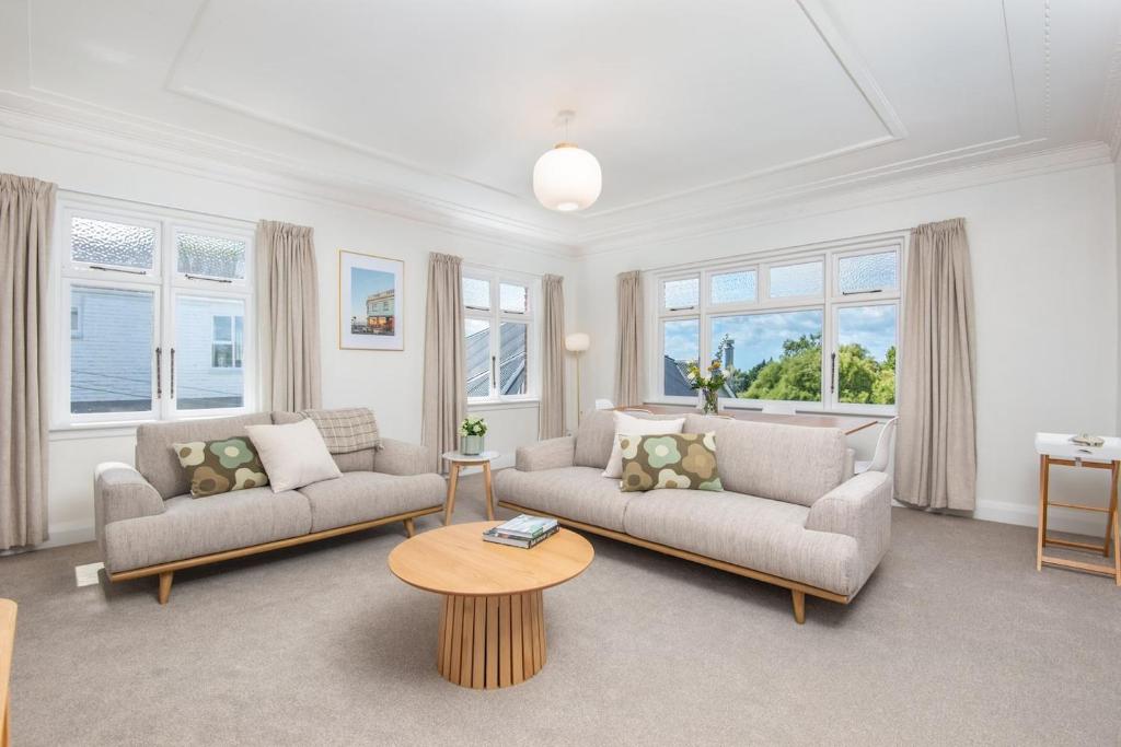 Spacious 3-bedroom Home In Roslyn With Views, Dunedin