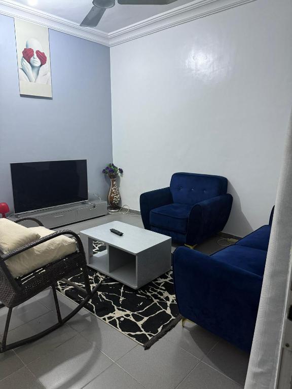 Check Palace, Cotonou Cadjehoun