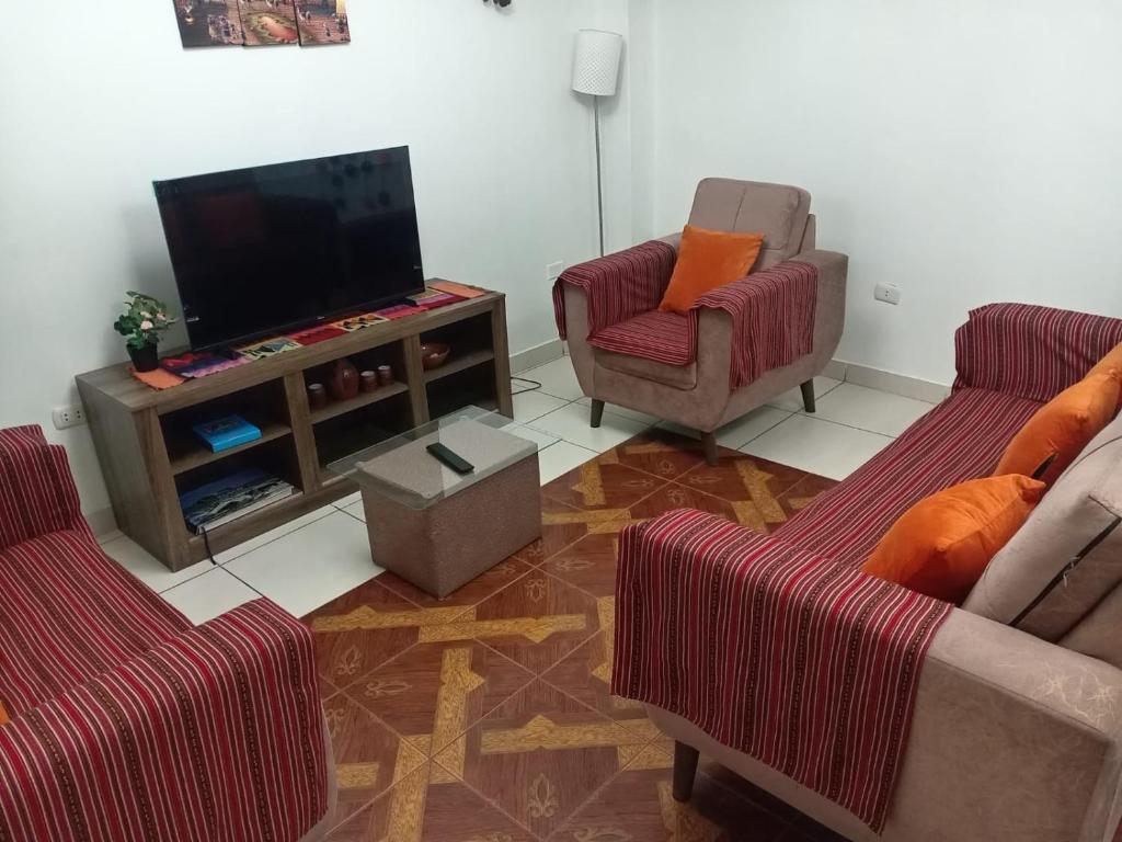 PARWAs APART HOTEL - 3