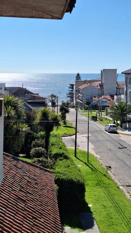 4 ambientes a 3 cuadras de la playa con parrilla y cochera - Totalmente renovado!! - 2