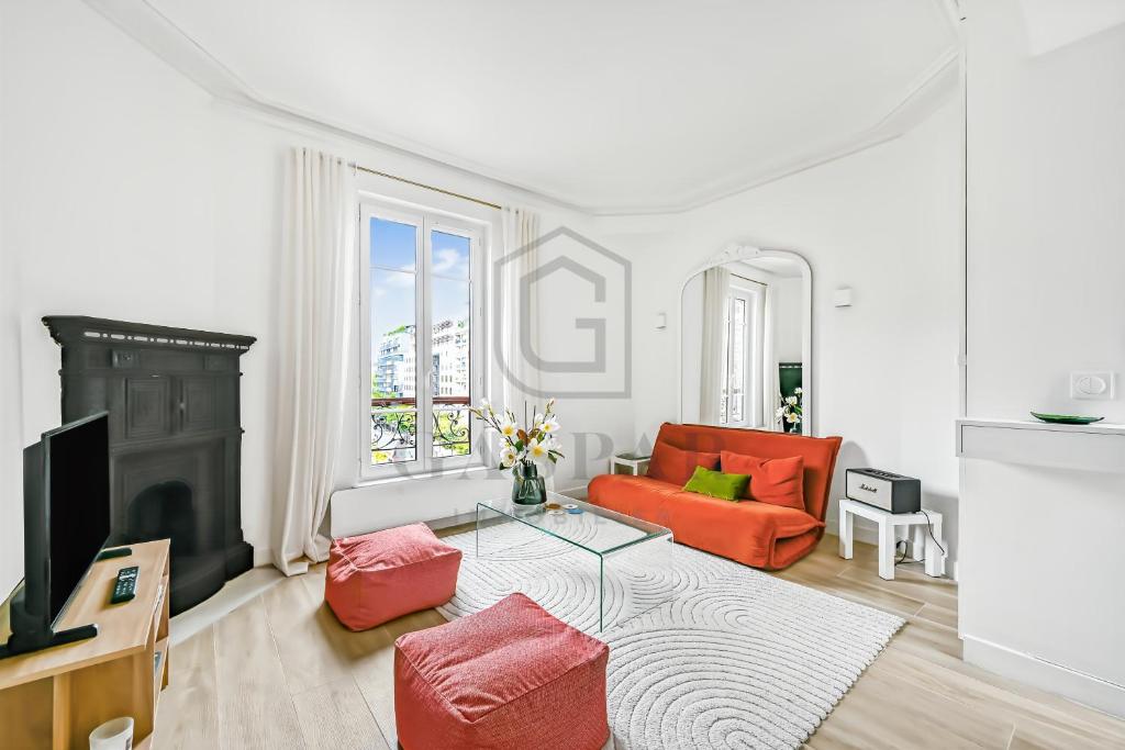 Gaspar- Passages- Comfort & proximity to Paris - 1