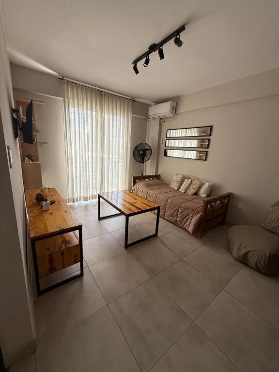 Moderno departamento en zona sur - 1