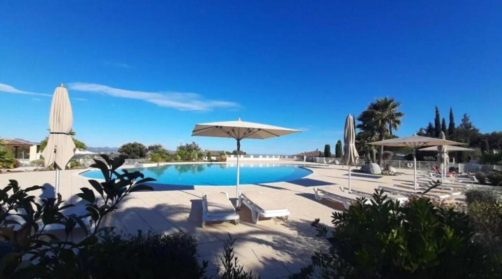 Appartement domaine du Golf de Roquebrune - Résidence le Saint Andrew - 2