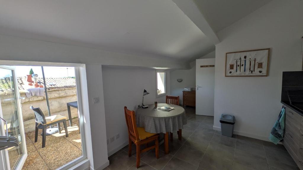Studio avec balcon - 3