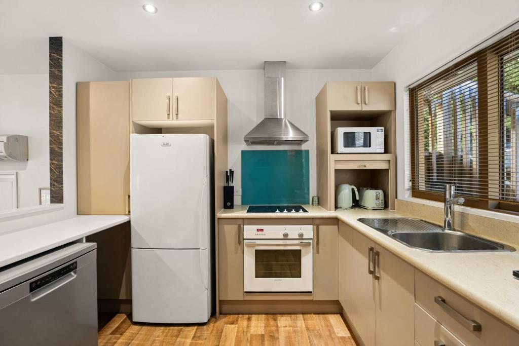 Broadview Hideaway - Cosy 2BDRM 5 mins to town, Queenstown