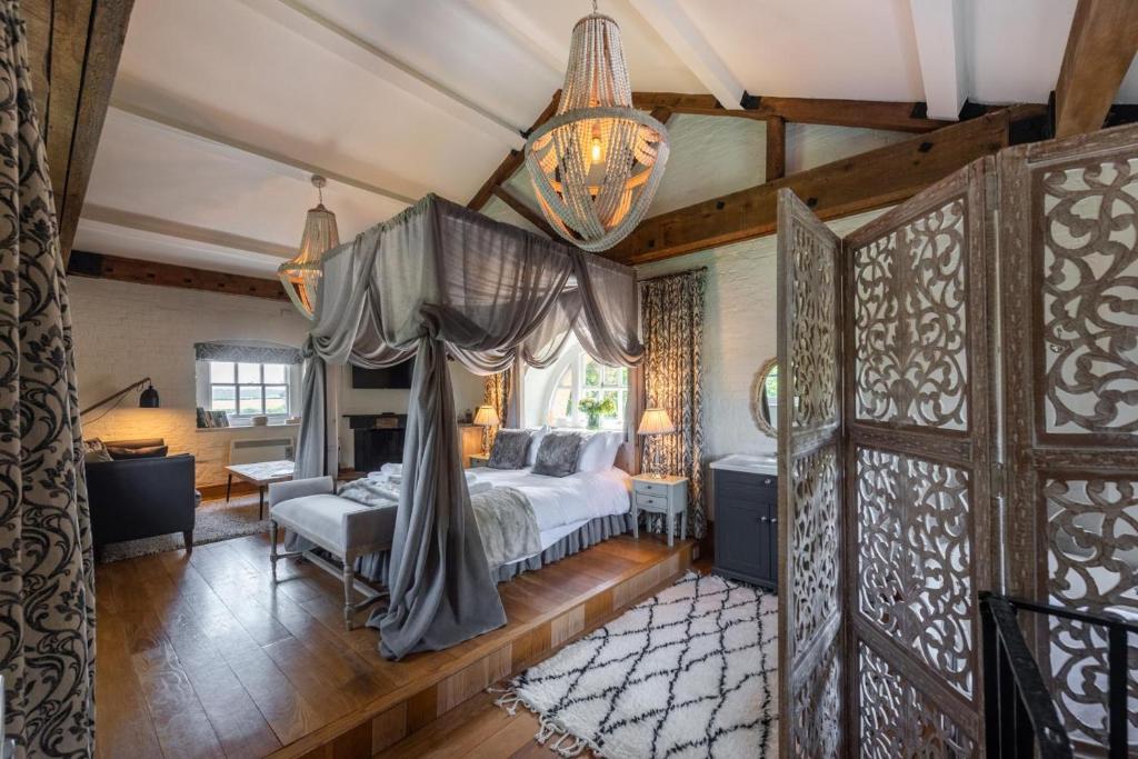 The Triumphal Arch West, Holkham