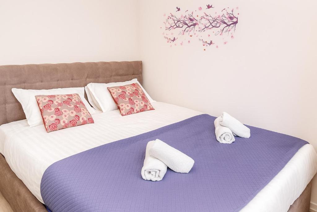 Sakura Studio, Sveti Konstantin i Elena