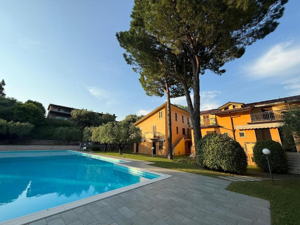 Lake View Residence Castello - 4