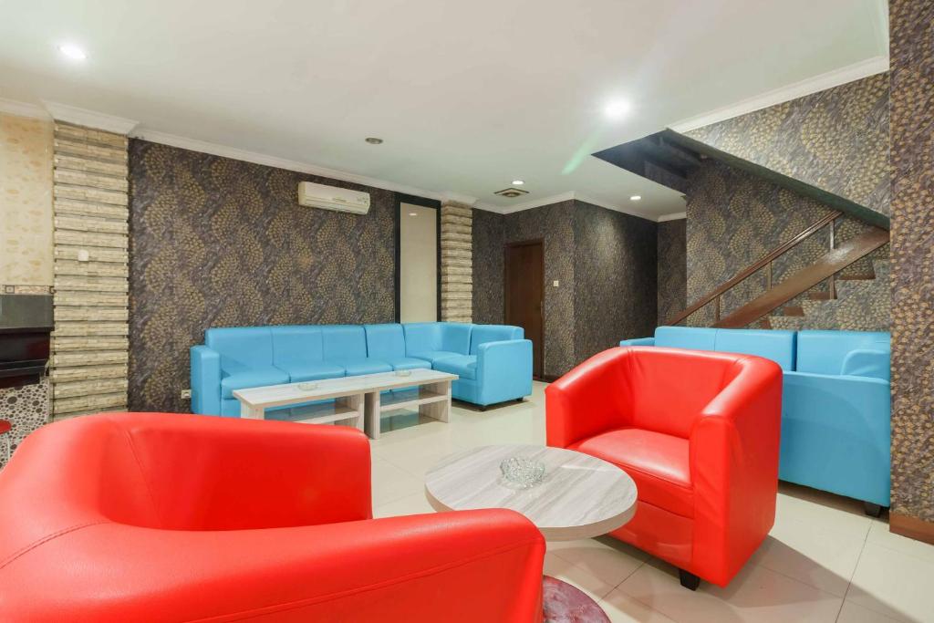 Facilities, RedDoorz near City Walk Lippo Cikarang in Cikarang