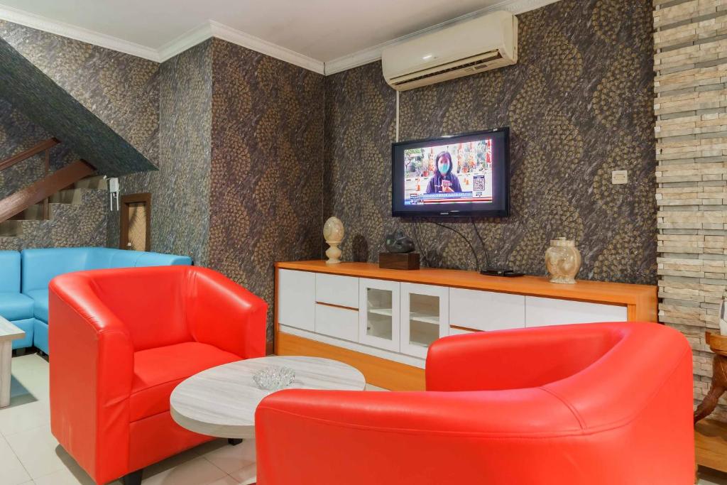 Facilities, RedDoorz near City Walk Lippo Cikarang in Cikarang