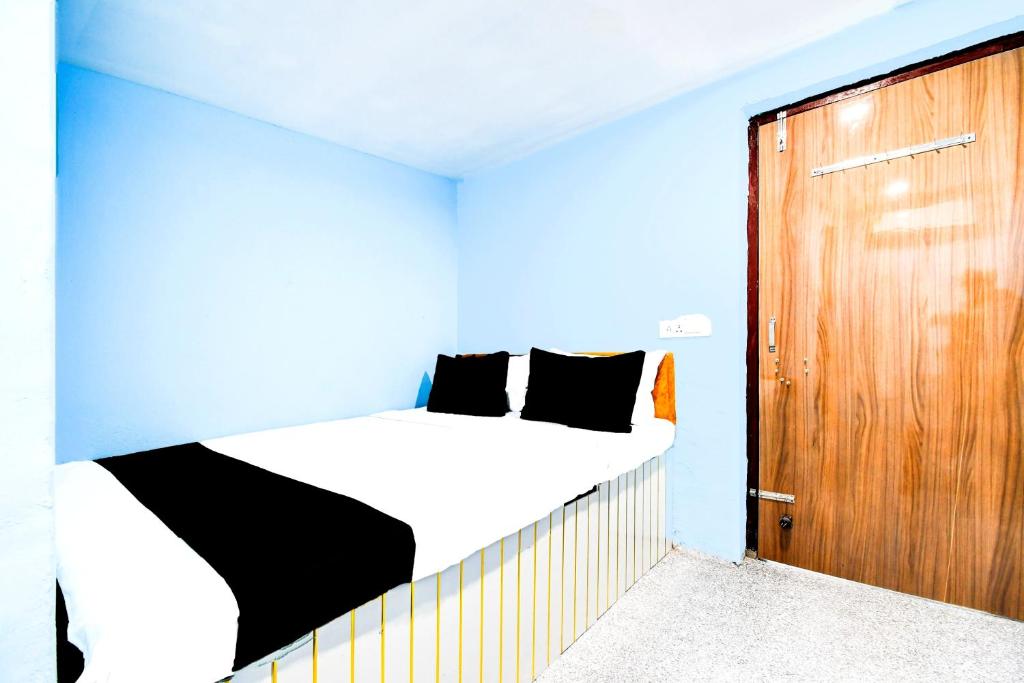 Hotel Shree Krishnaaa Near Railway Station With Comfortable Stay, Bhuvanéšvar