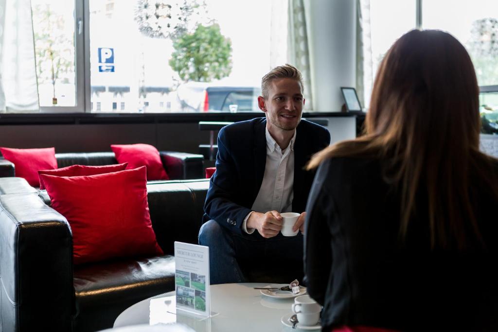 フロント・ロビー