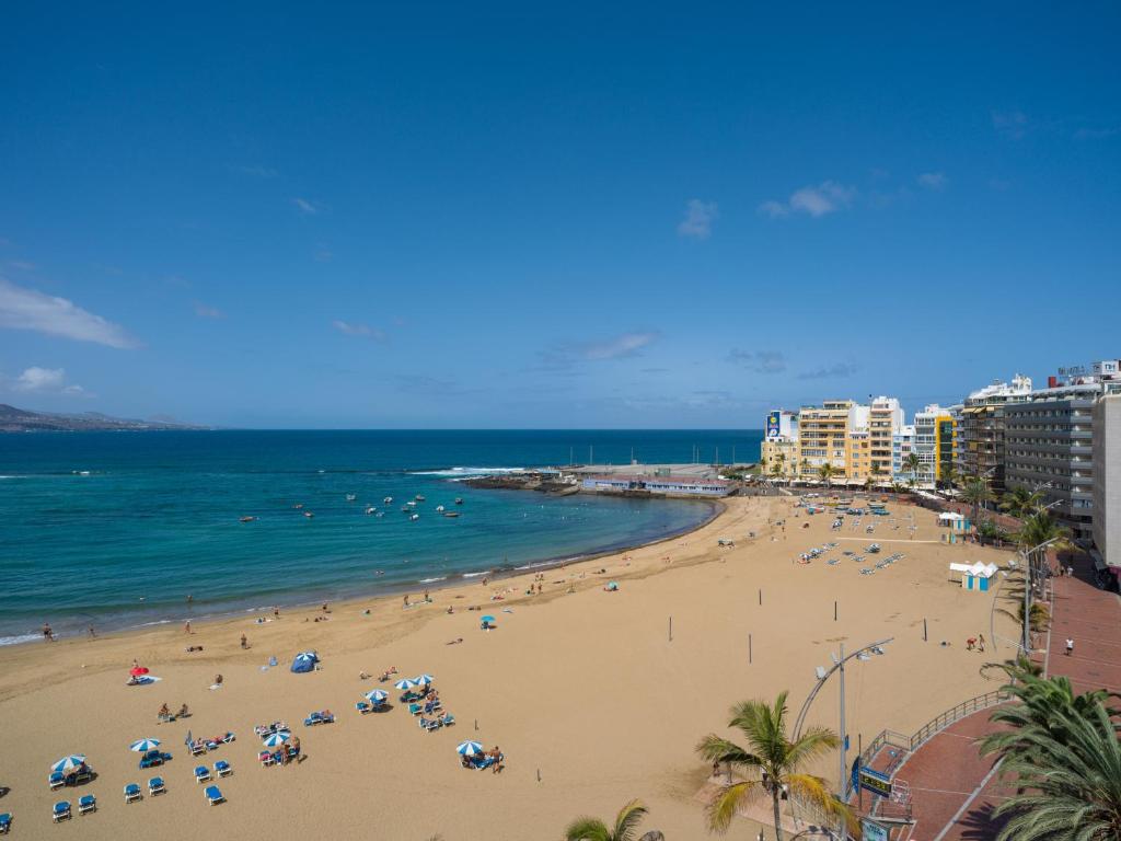 Awesome beachfront terrace By CanariasGetaway - 3